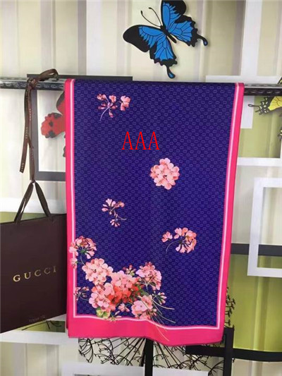 Gucci-Shawl-135