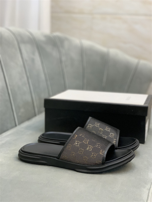 Gucci Sandal(2)-M-252