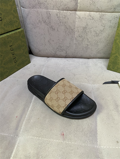 Gucci Sandal-M-617
