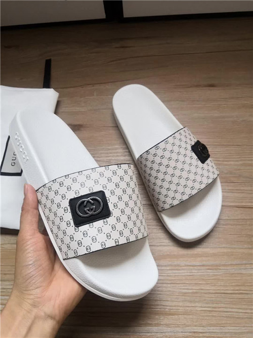 Gucci Sandal(2)-M-128