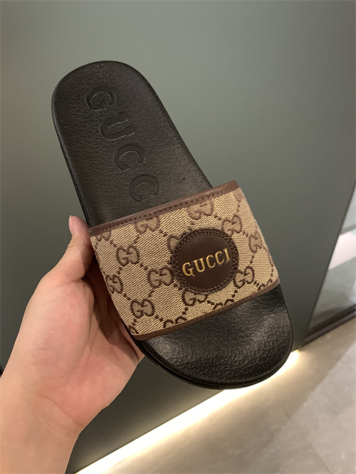 Gucci Sandal-W-238
