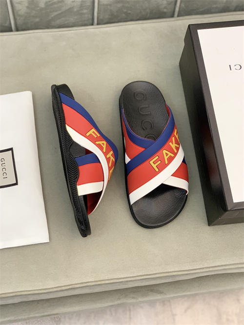 Gucci Sandal(2)-M-543