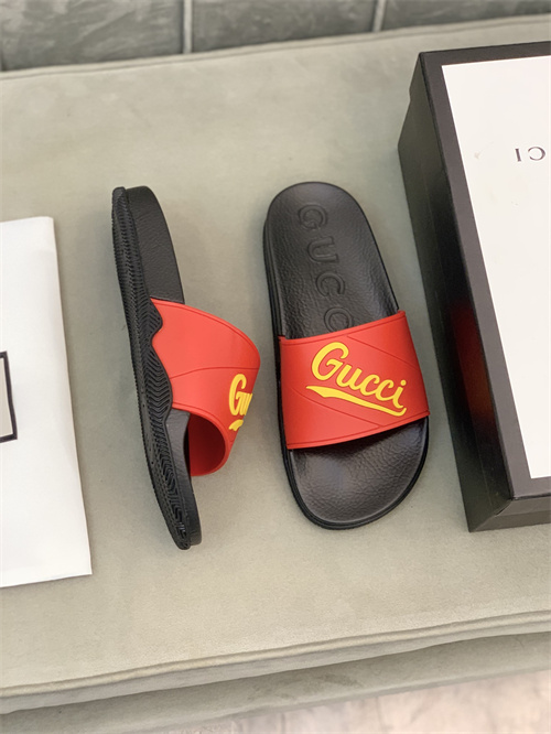 Gucci Sandal(2)-M-551