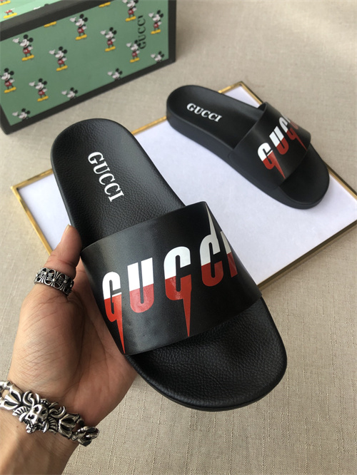 Gucci Sandal(2)-M-572