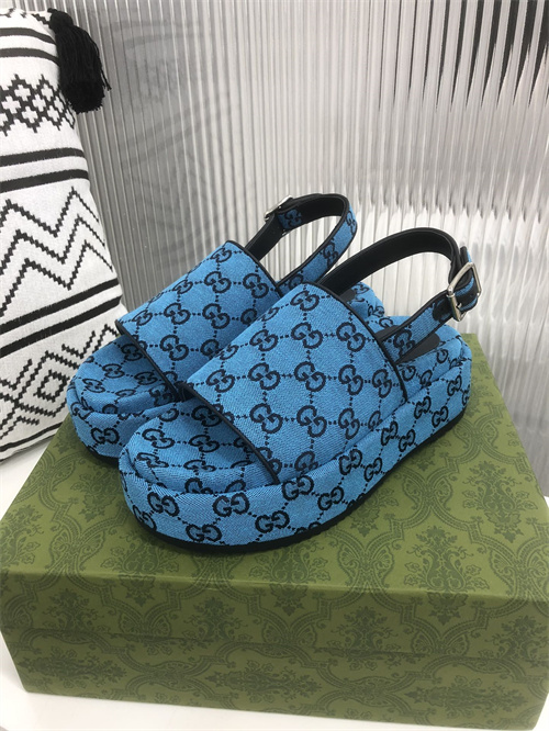 Gucci Sandal(2)-M-711