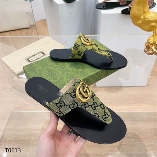 Gucci Sandal-W-643