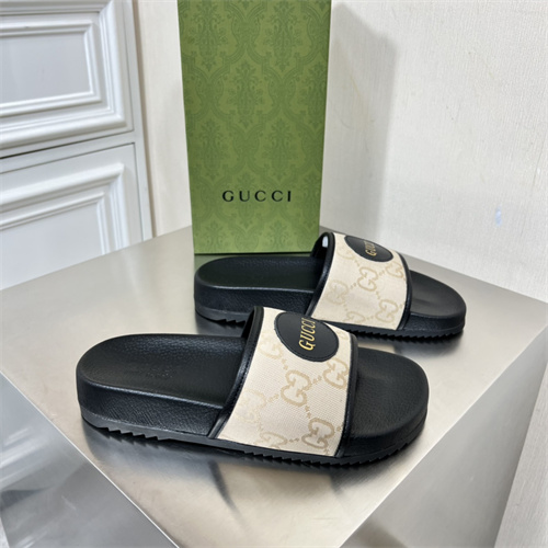 Gucci Sandal-W-715