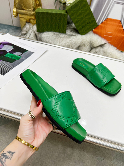 Gucci Sandal(2)-M-892