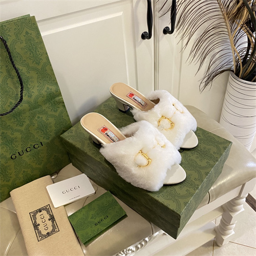 Gucci Sandal(AAA)-W-425