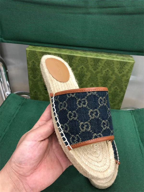 Gucci Sandal(AAA)-W-083