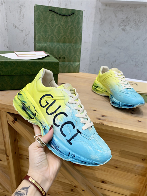 Gucci Clunky Sneaker-163