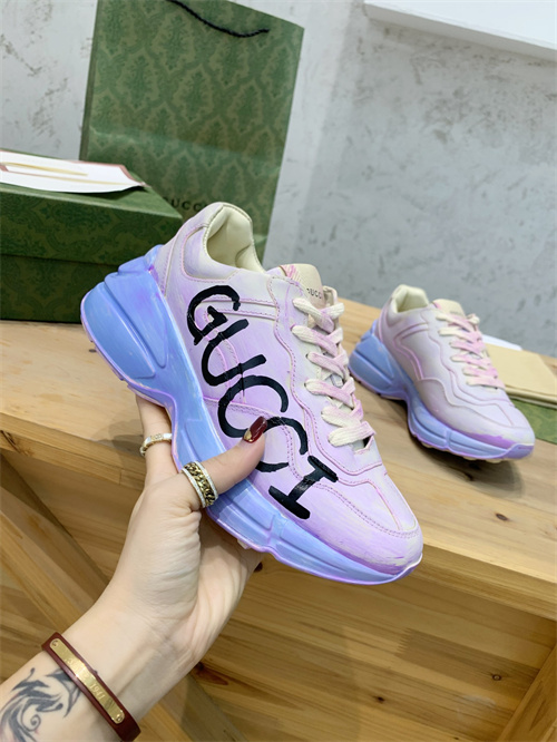 Gucci Clunky Sneaker-172