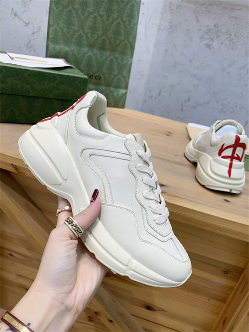 Gucci Clunky Sneaker-177