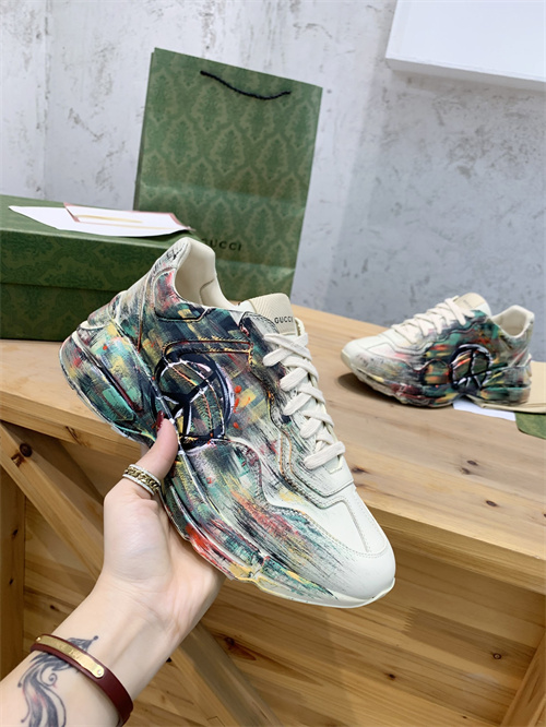 Gucci Clunky Sneaker-183