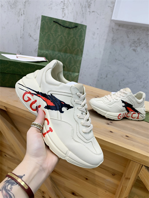 Gucci Clunky Sneaker-191