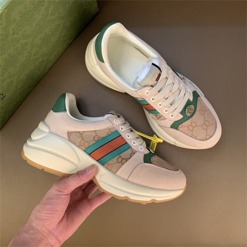 Gucci Clunky Sneaker-205