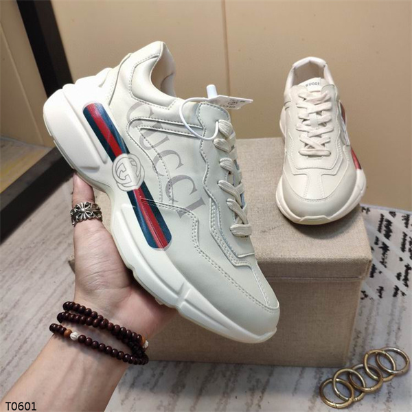 Gucci Clunky Sneaker-024