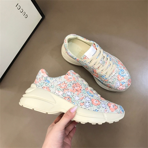 Gucci Clunky Sneaker-254