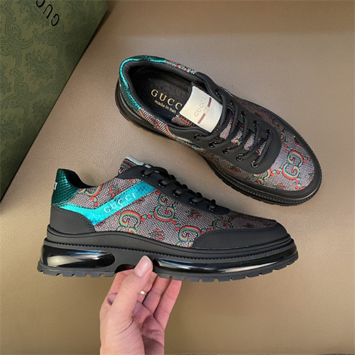 Gucci Clunky Sneaker-279