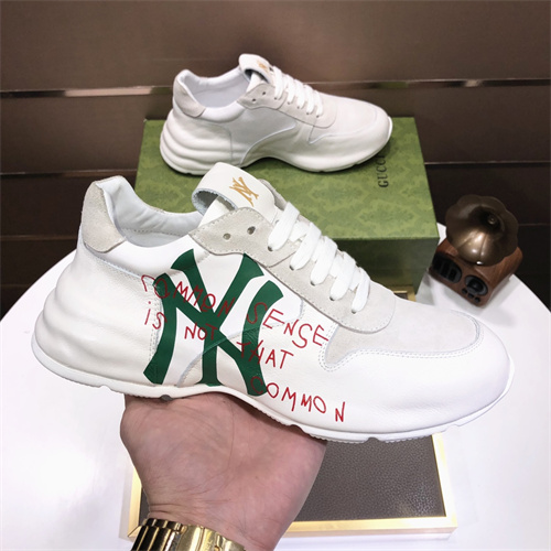 Gucci Clunky Sneaker-283