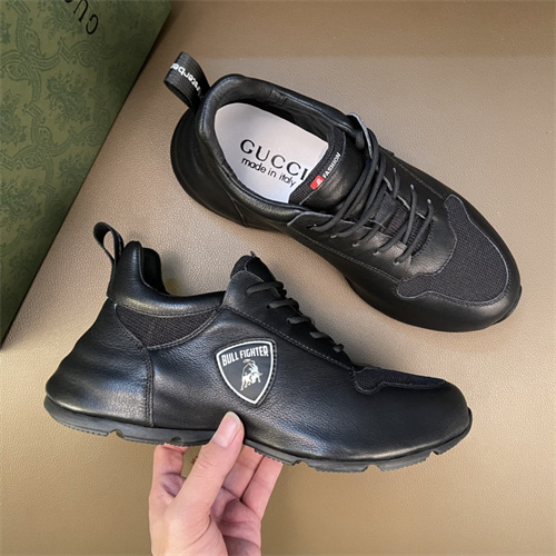 Gucci Clunky Sneaker-290