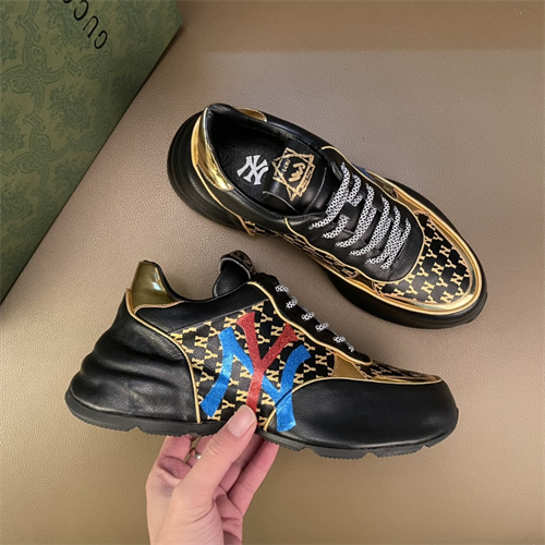 Gucci Clunky Sneaker-307