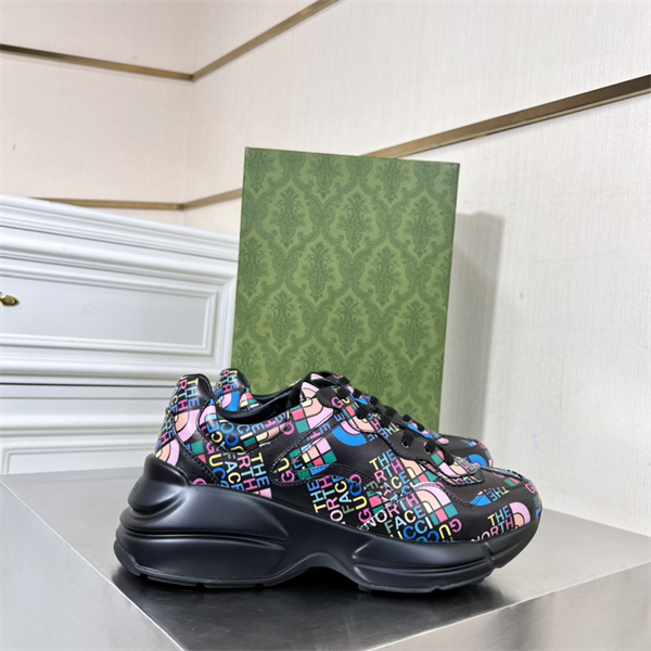 Gucci Clunky Sneaker-350