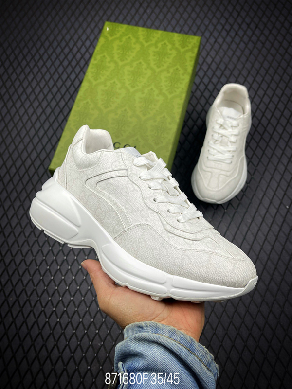 Gucci Clunky Sneaker-380