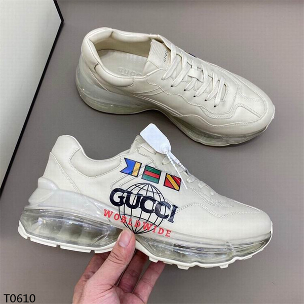 Gucci Clunky Sneaker-040