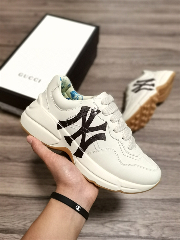 Gucci Clunky Sneaker-008