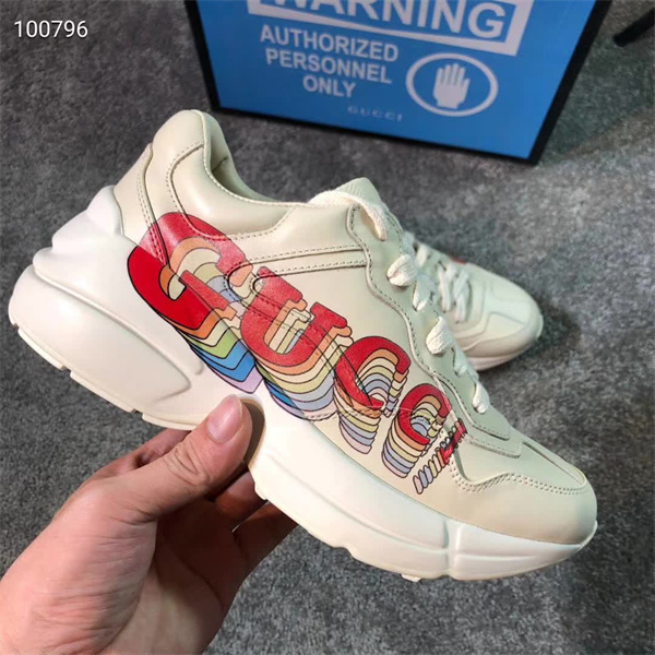 Gucci Clunky Sneaker-094