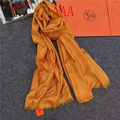 Hermes-Shawl-078