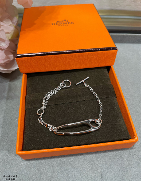 Hermes Bangle-120