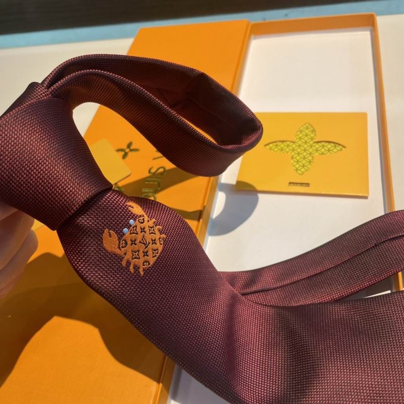 Lv-Tie-0136