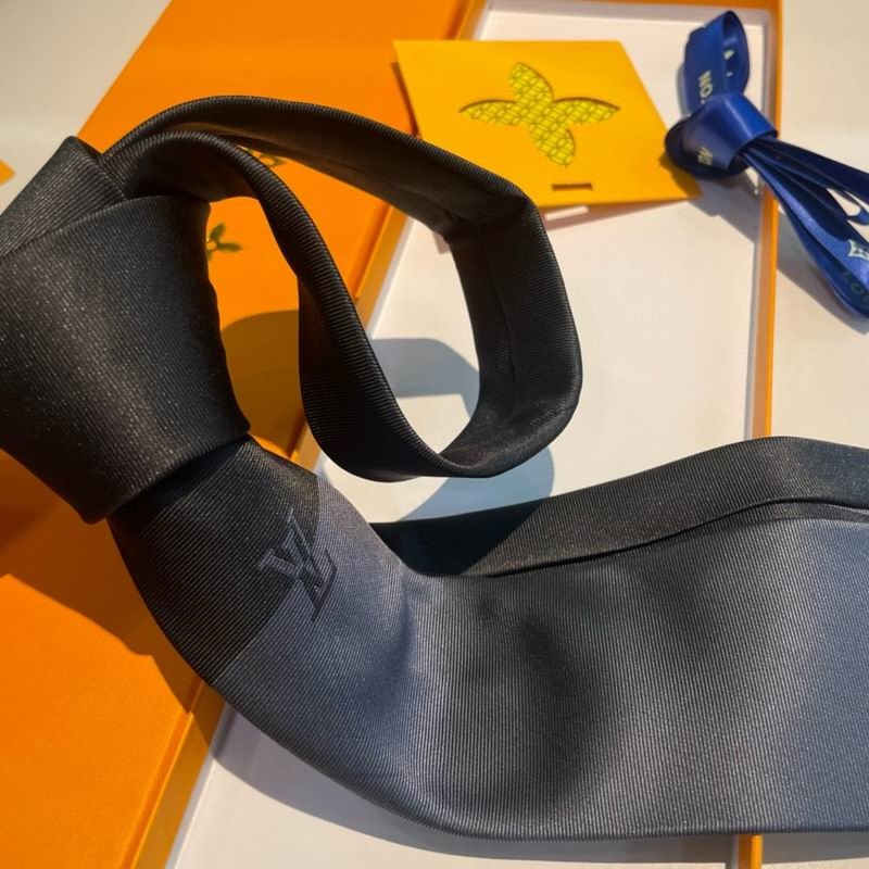 Lv-Tie-0152