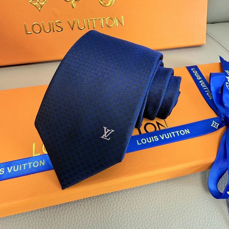 Lv-Tie-0195
