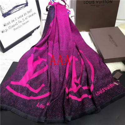 LV-Shawl-137