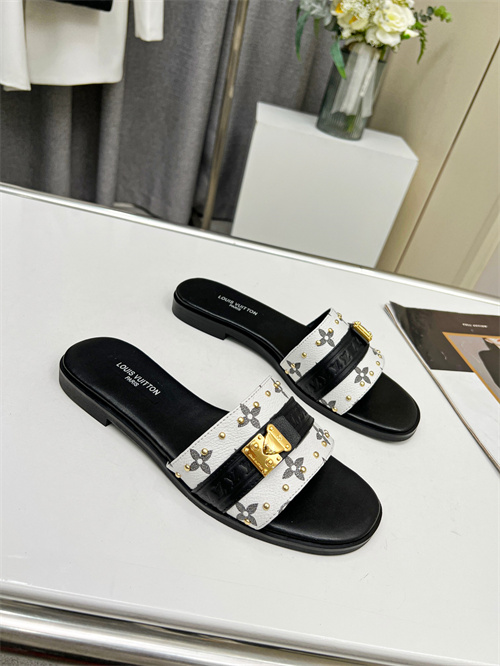 LV Sandal-W-556