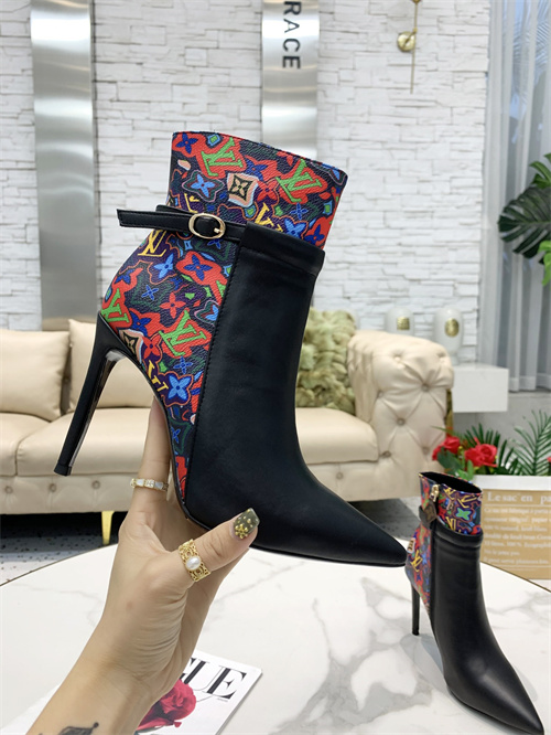 LV Boots(AAA)-107