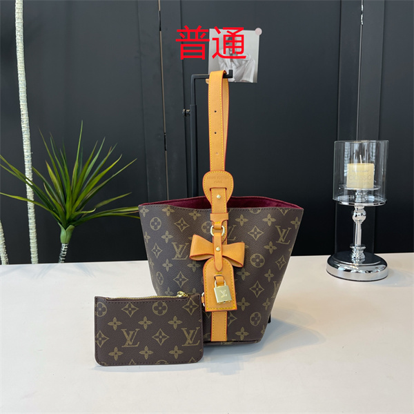 LV small bag-1176