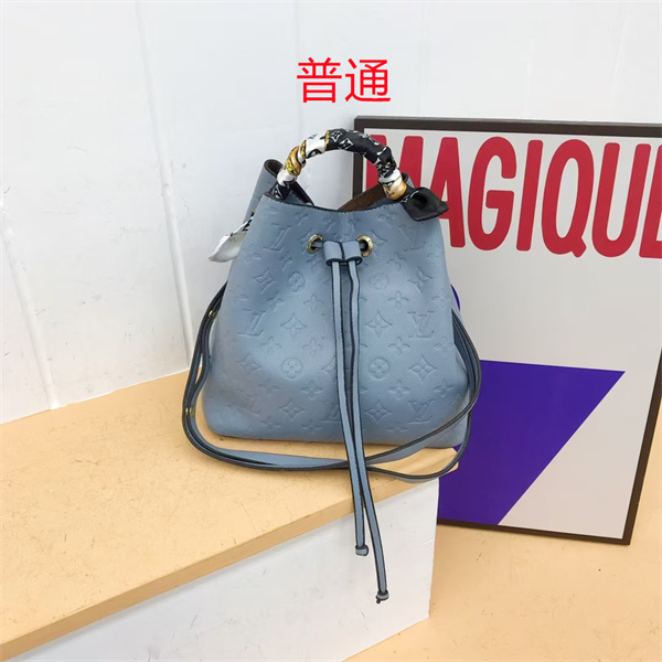 LV small bag-2413