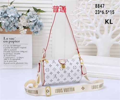 LV small bag-0392