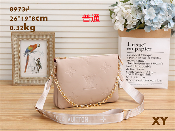 LV small bag-0425