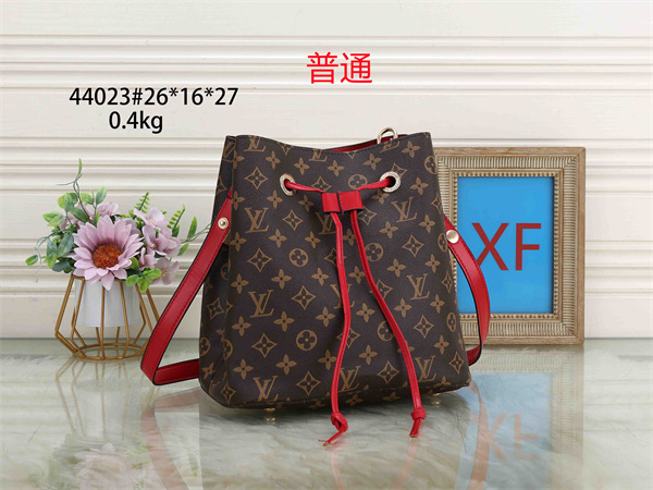 LV small bag-0440
