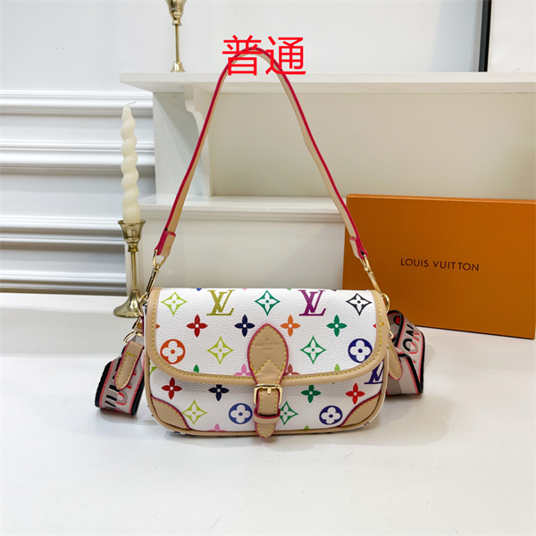 LV small bag-0587