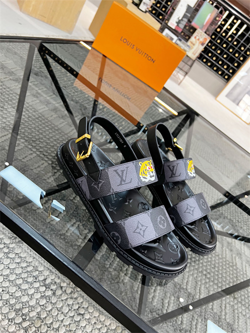 LV Sandal-M(2)-047