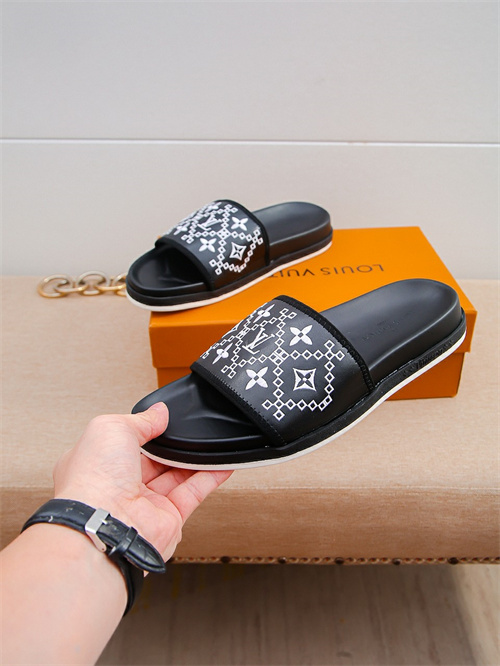 LV Sandal-M(2)-251