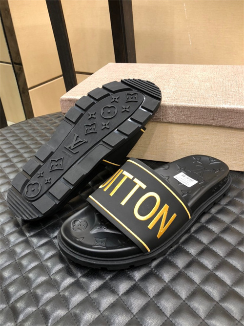 LV Sandal-M(2)-555