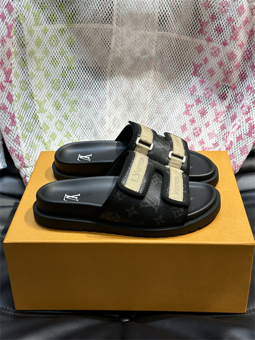 LV Sandal-M(3)-0004