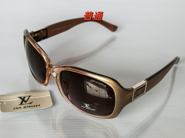 LV-Sunglass-0024